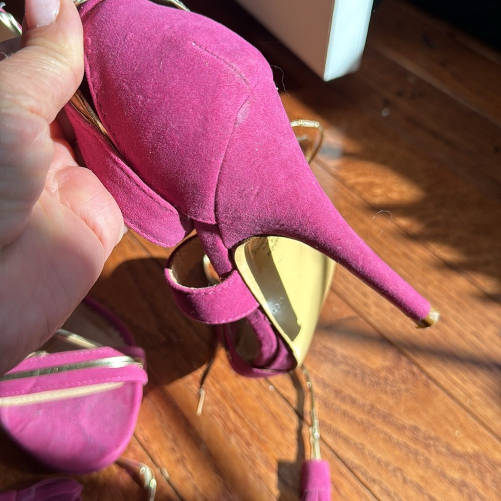 Colin Stuart Fusia & gold tie up high heels - Picture 11 of 12